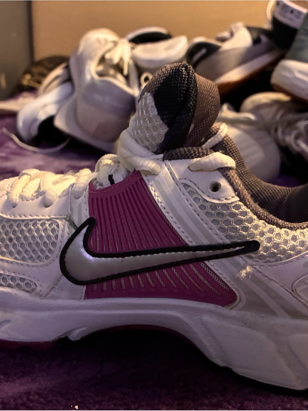 Nike Kids White and Pink Mesh Swoosh Trainer